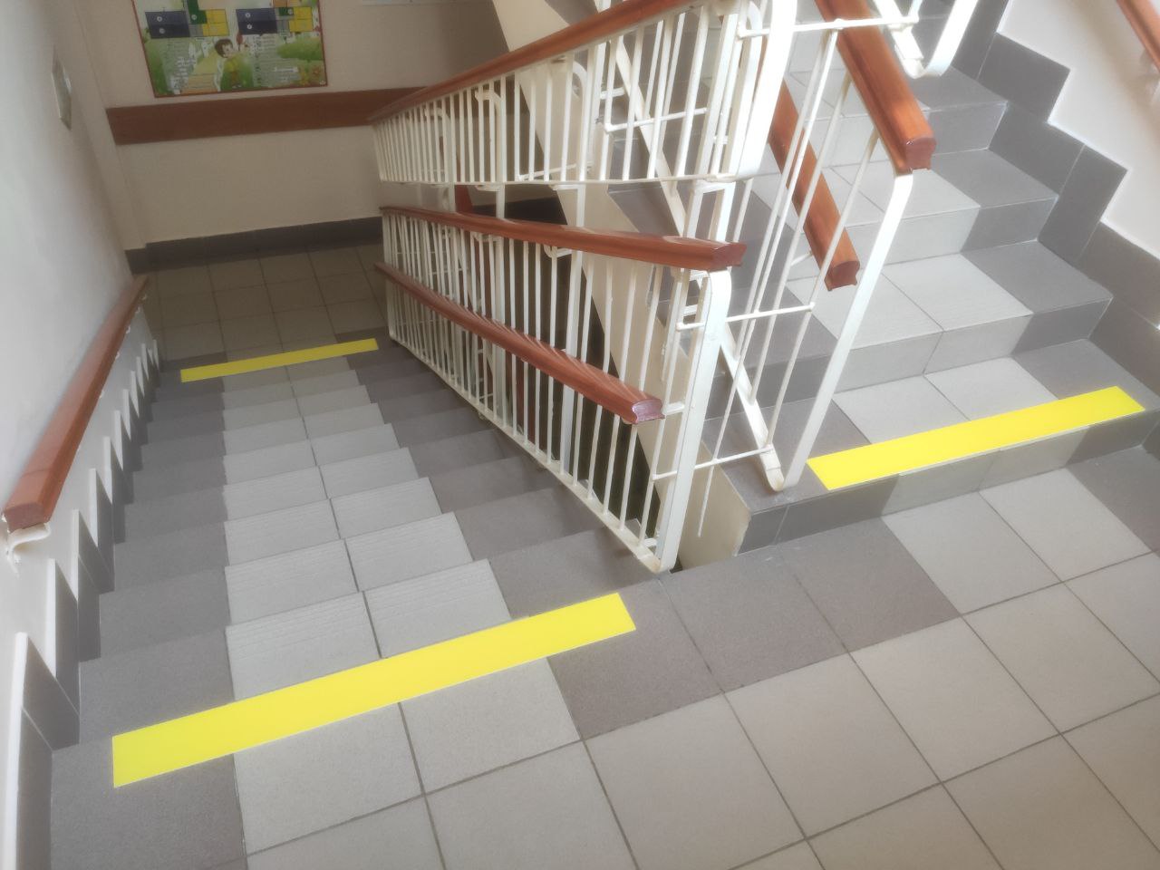 тактильные напольные ленты